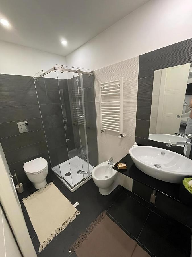 Room Mondello 5 ภายนอก รูปภาพ
