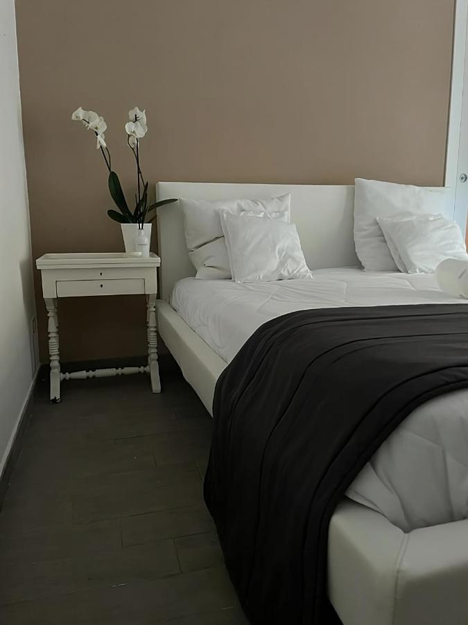 Room Mondello 5 ภายนอก รูปภาพ