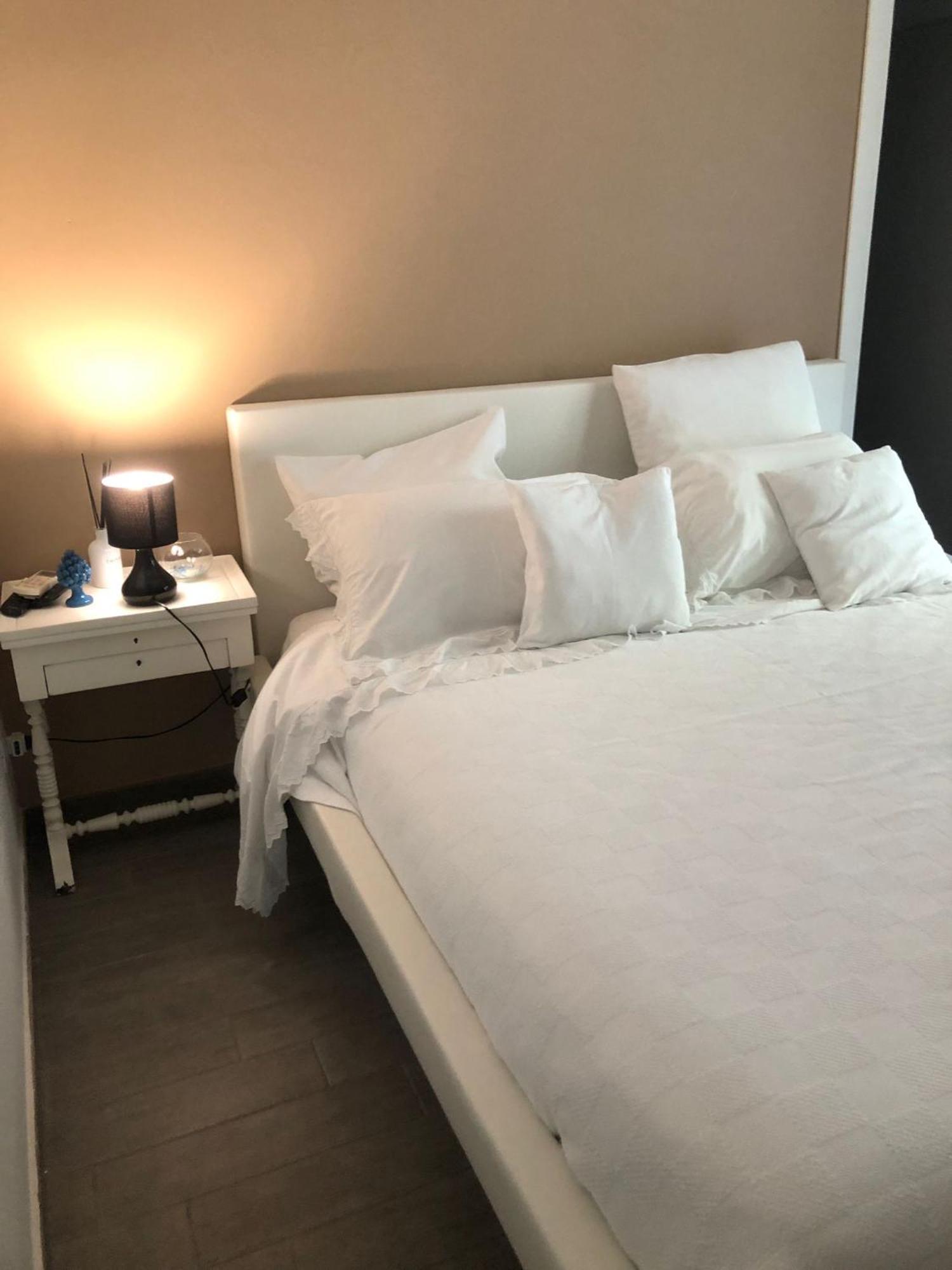 Room Mondello 5 ภายนอก รูปภาพ